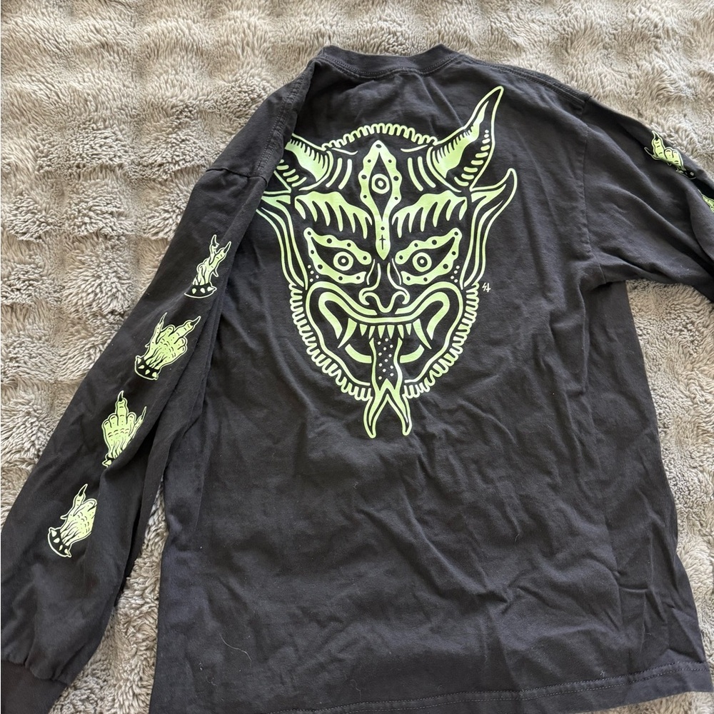 Lurking class long sleeve - Picture 2 of 4